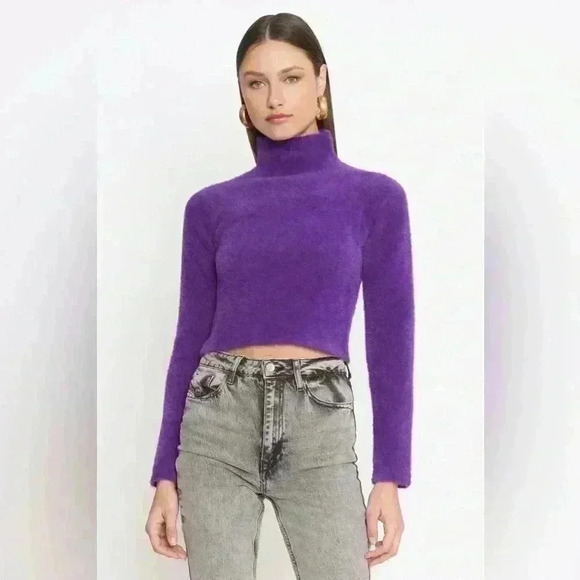 Zelah Sweater - Picture 1 of 2